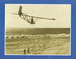 דאייה בחוף בת ים בשנות ה-30.jpg